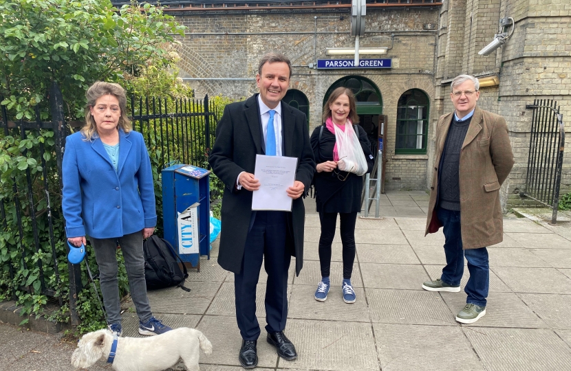 Greg Hands MP at Parsons Green Tube Station 
