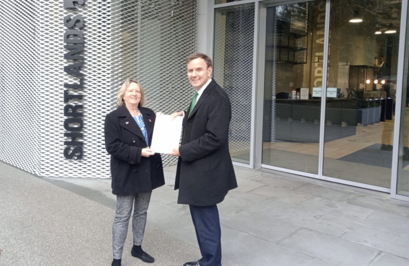 Greg Hands MP submits petition to LBHF