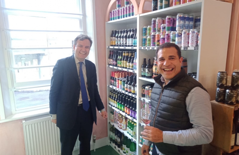 Greg Hands MP visits Kenrick’s Wines in Fulham 