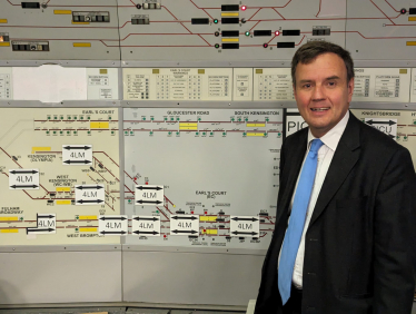 Greg Hands MP welcomes increase in District Line capacity